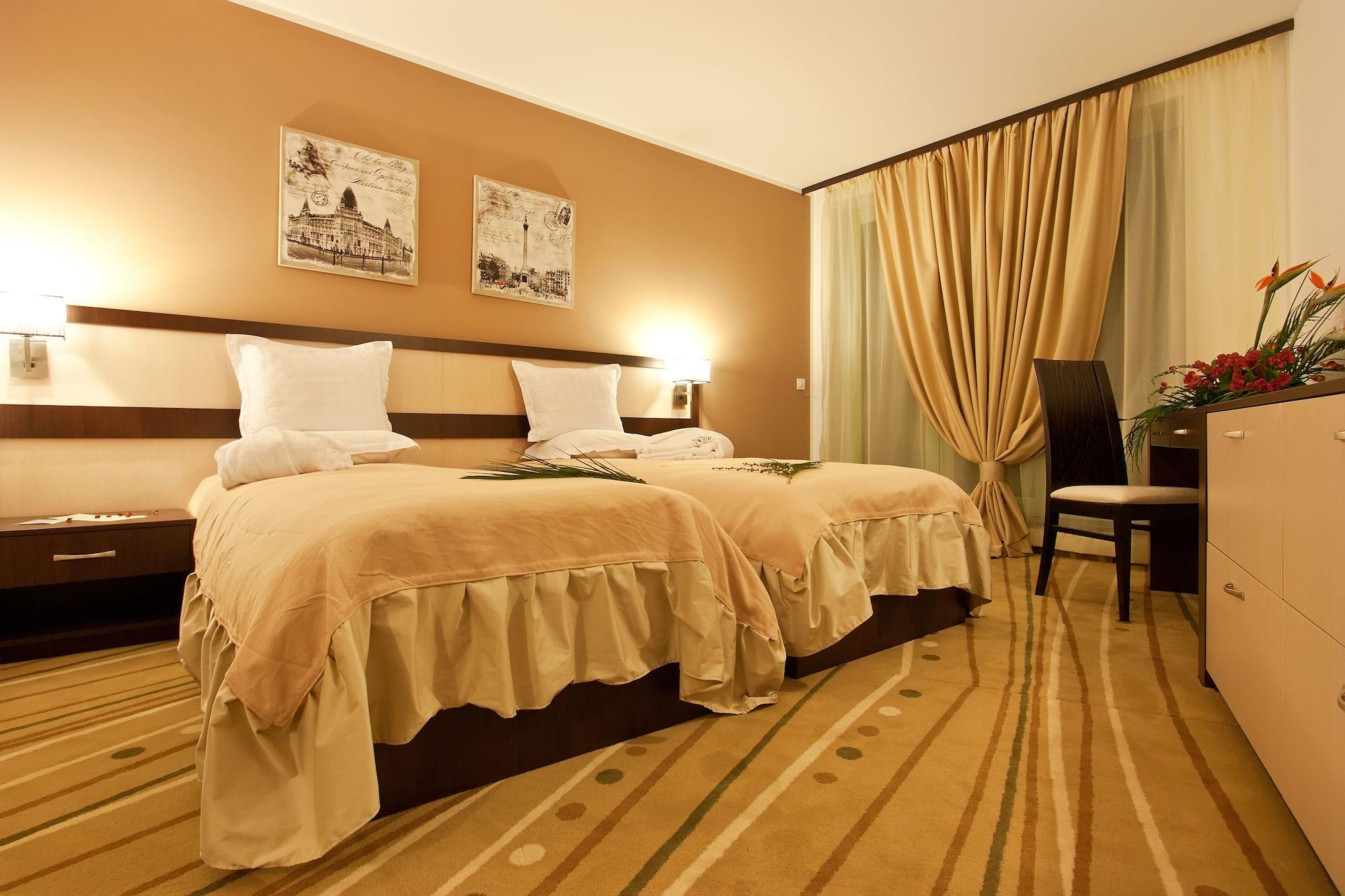 Earth & People & - Free Parking Hotel Sofia