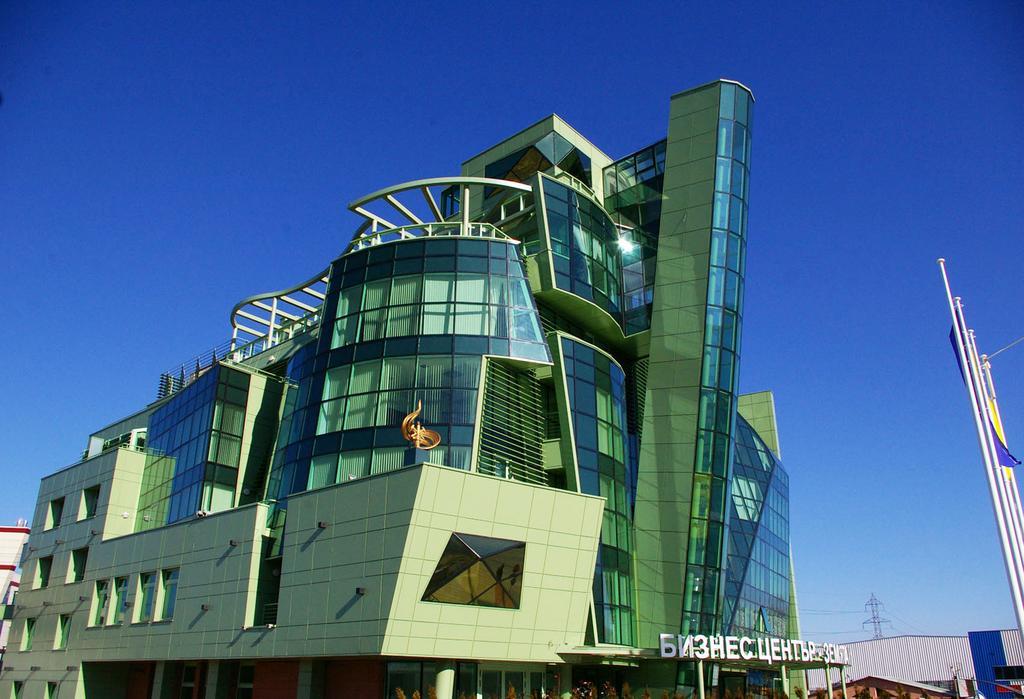 Earth & People & - Free Parking Hotel Sofia
